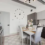 Dom wakacyjny Townhouse 2bed By Homely! *