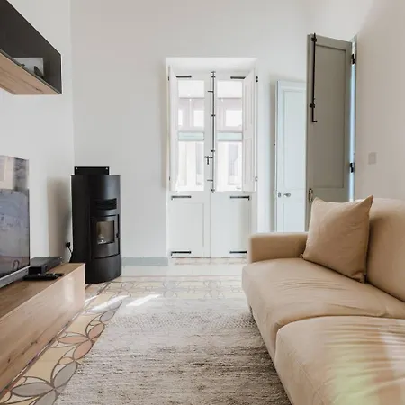 Townhouse 2bed By Homely! Holiday home