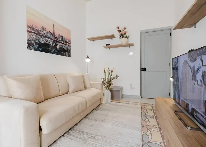 Townhouse 2bed By Homely! بيت للعطل