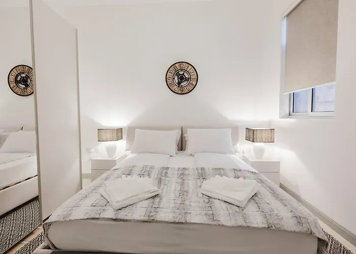 Townhouse 2bed By Homely! スリーマ